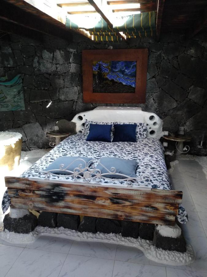 Aloelux Villa ! - Private Villa With Jacuzzi, Cinema ,Massage ,Wonderful View, Art Desing Villa Conil ภายนอก รูปภาพ
