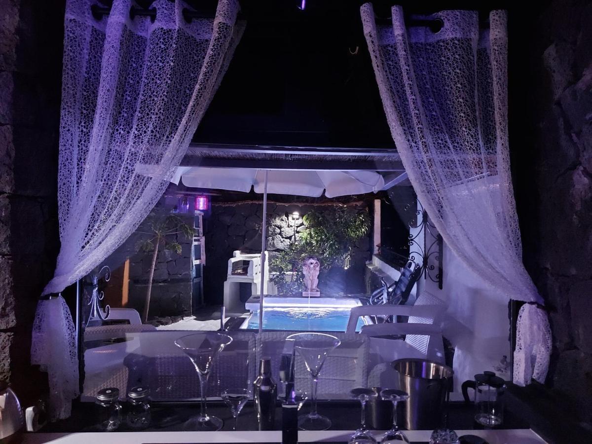 Aloelux Villa ! - Private Villa With Jacuzzi, Cinema ,Massage ,Wonderful View, Art Desing Villa Conil ภายนอก รูปภาพ