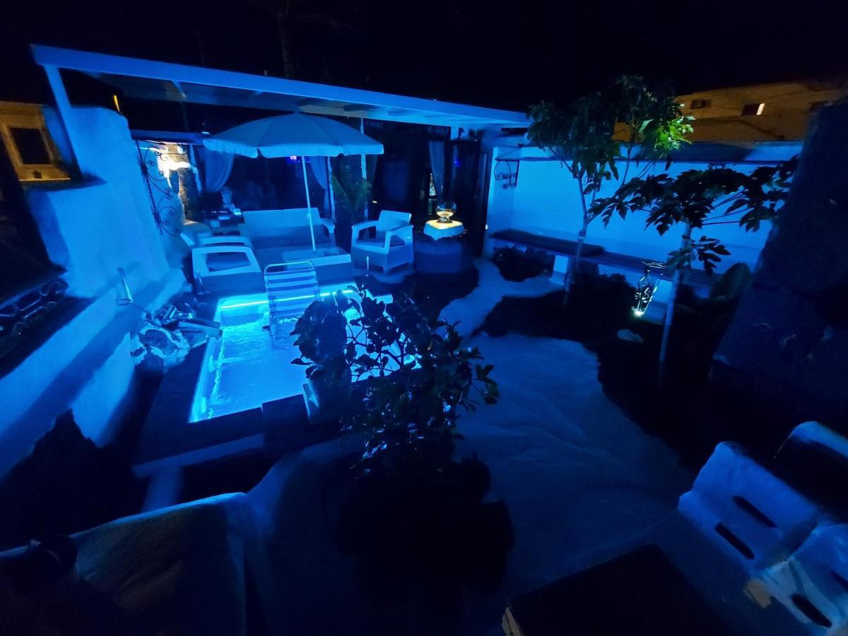 Aloelux Villa ! - Private Villa With Jacuzzi, Cinema ,Massage ,Wonderful View, Art Desing Villa Conil ภายนอก รูปภาพ