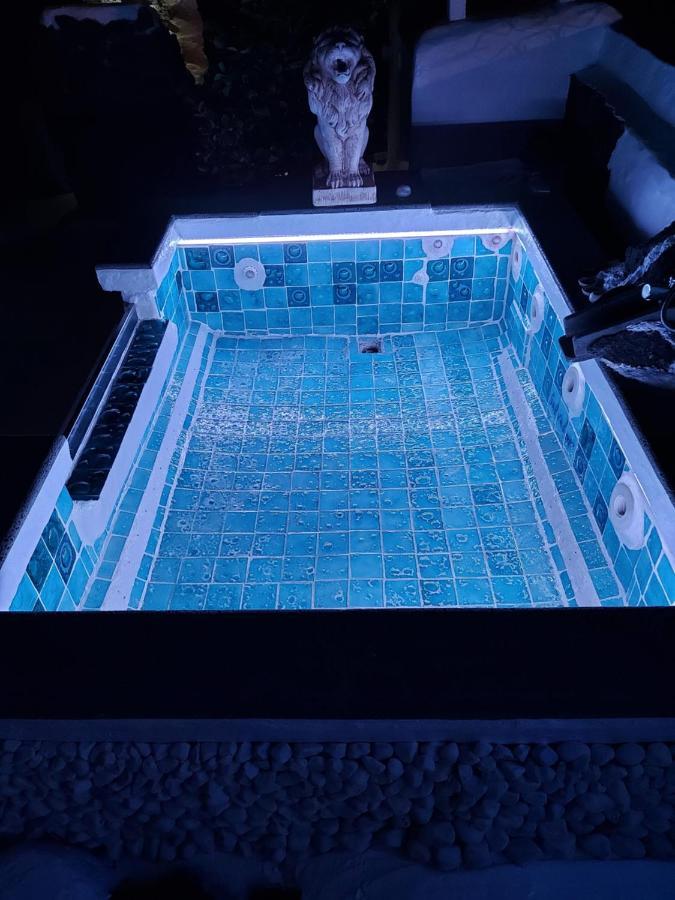Aloelux Villa ! - Private Villa With Jacuzzi, Cinema ,Massage ,Wonderful View, Art Desing Villa Conil ภายนอก รูปภาพ